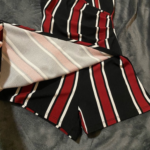 Romper - Picture 2 of 3